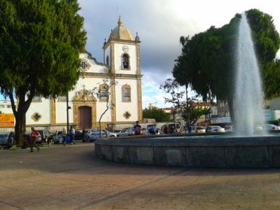 Praça_dos_Andradas_com_igreja-e1545165581101